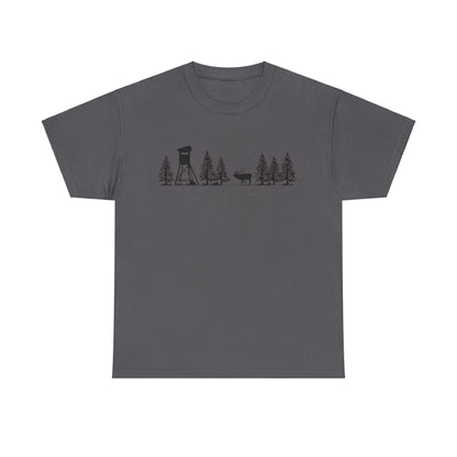 T-Shirt Unisex - Hochsitz im Wald - Rothirsch