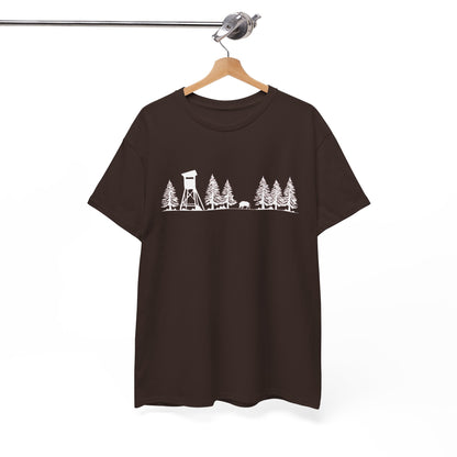 T-Shirt Unisex - Hochsitz im Wald - Wildschwein