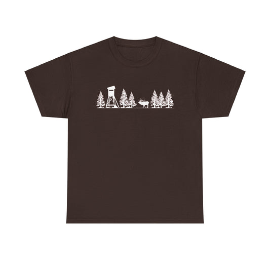 T-Shirt Unisex - Hochsitz im Wald - Rothirsch