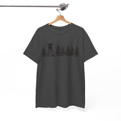 T-Shirt Unisex - Hochsitz im Wald
