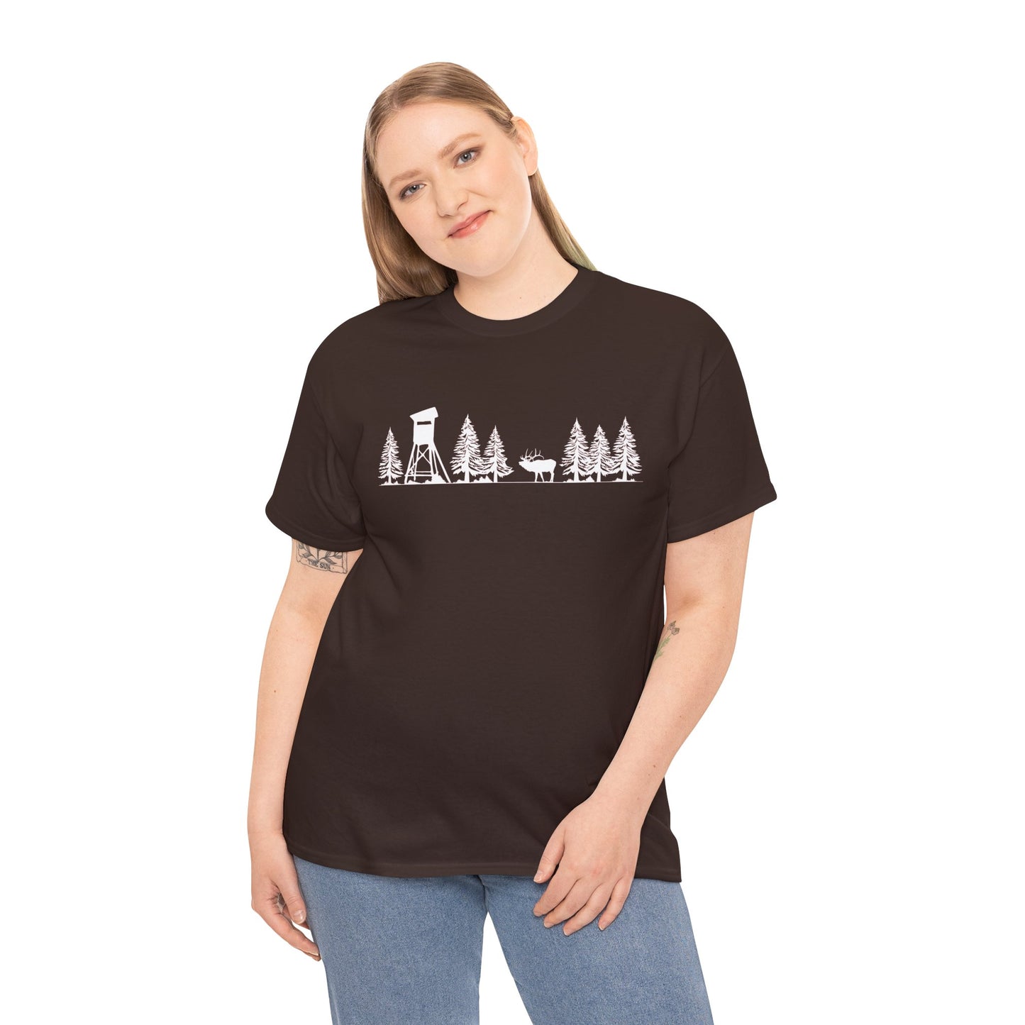 T-Shirt Unisex - Hochsitz im Wald - Rothirsch