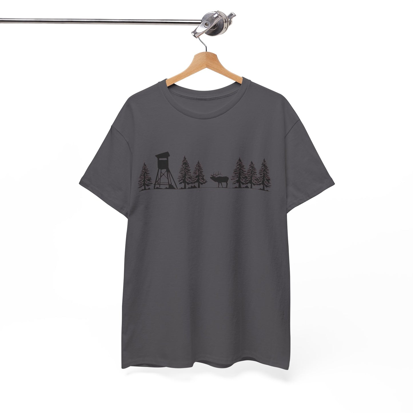 T-Shirt Unisex - Hochsitz im Wald - Rothirsch
