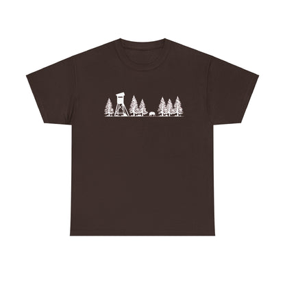 T-Shirt Unisex - Hochsitz im Wald - Wildschwein