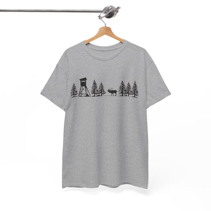 T-Shirt Unisex - Hochsitz im Wald - Rothirsch
